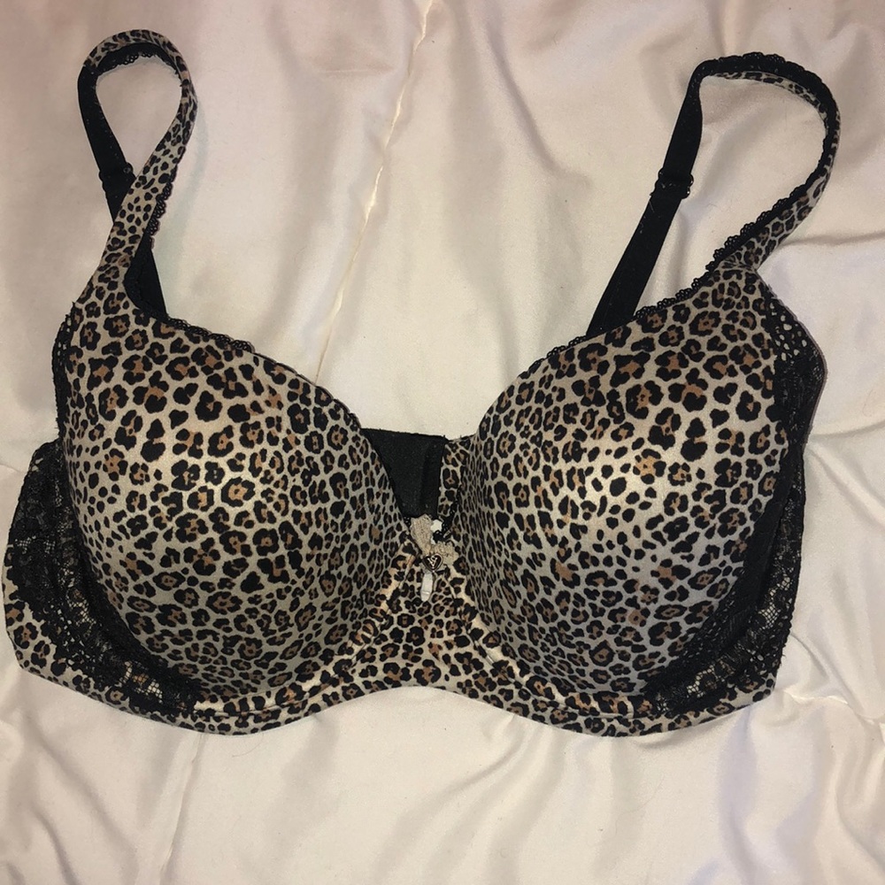 Victoria’s Secret bra cheetah print